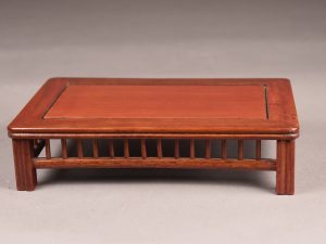51085 MESA DE EXPOSICIÓN RECTANGULAR MARRÓN