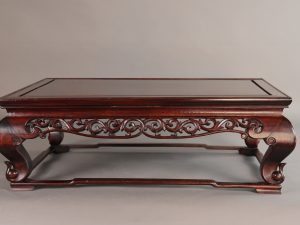 MRC-19I-6932 MESA DE EXPOSICIÓN RECTANGULAR CEREZO OSCURO